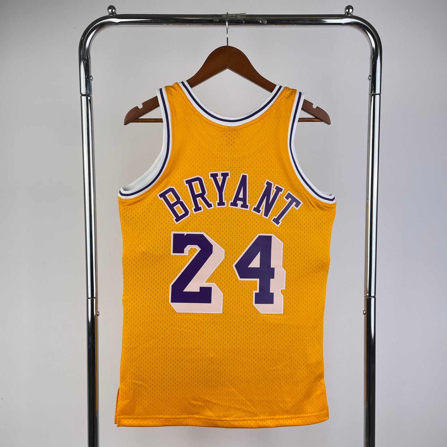 Los Angeles Lakers Kobe Bryant Mitchell&Ness jersey #24