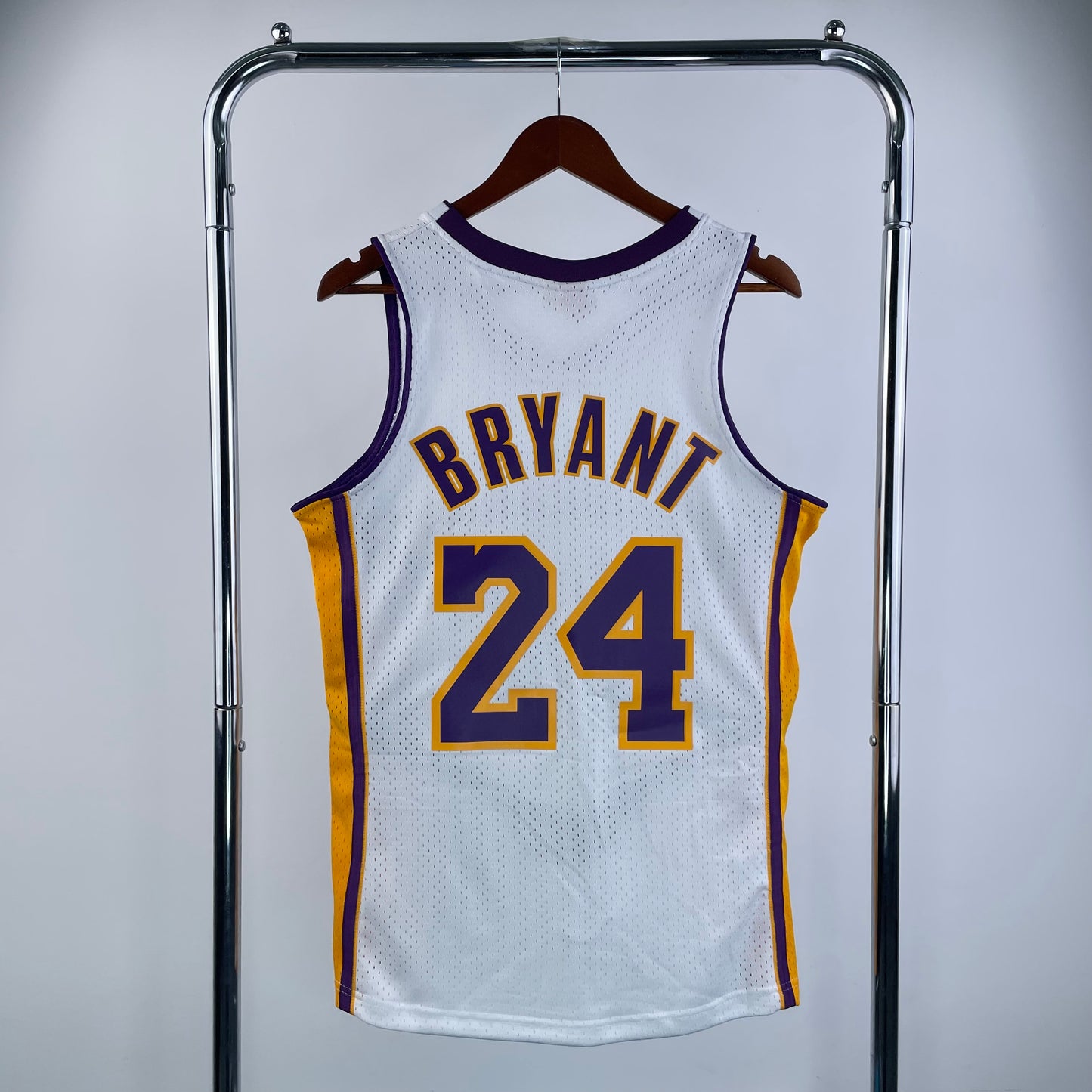 Los Angeles Lakers Kobe Bryant Mitchell&Ness jersey #24