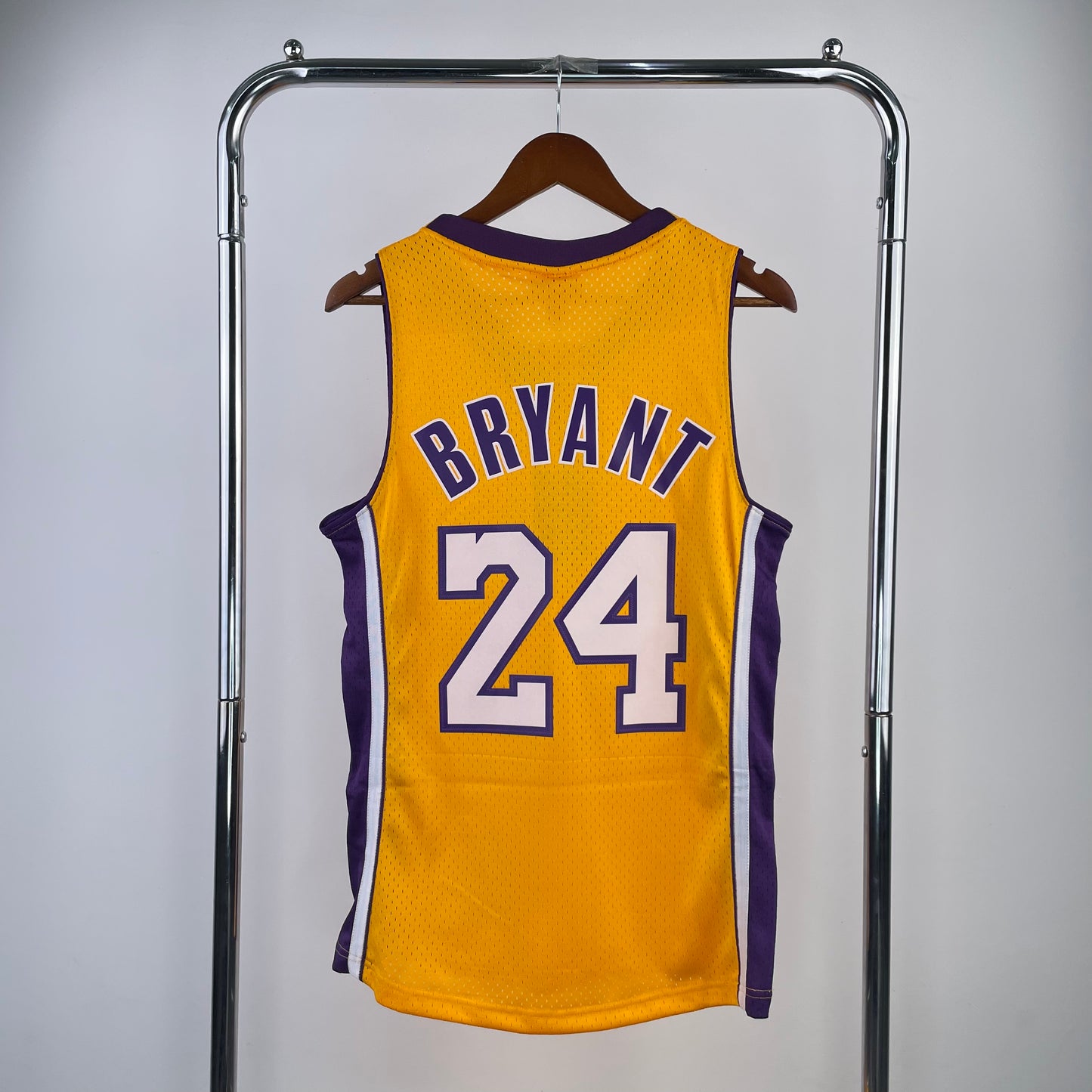 Los Angeles Lakers Kobe Bryant Mitchell&Ness Jersey #24