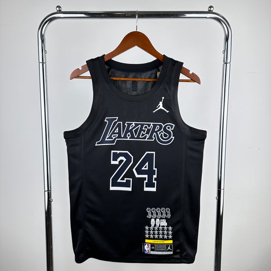 Los Angeles Lakers Kobe Bryant Hall Of Fame Edition #24